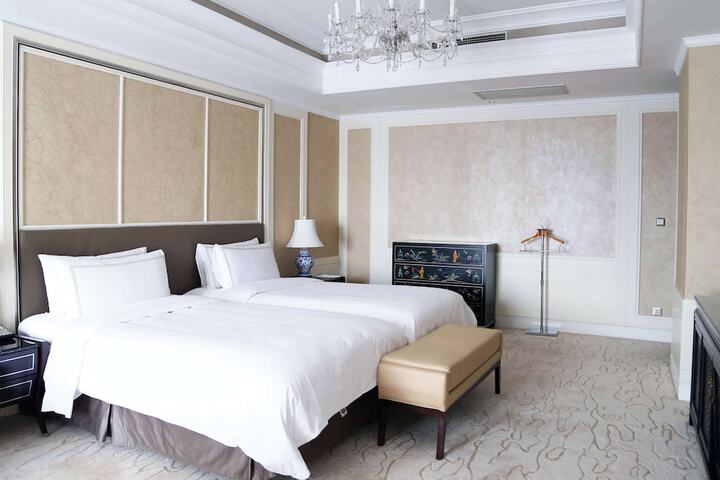 Room 64 of 229