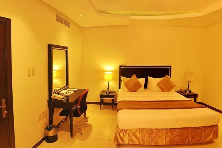 Room 3 of 11