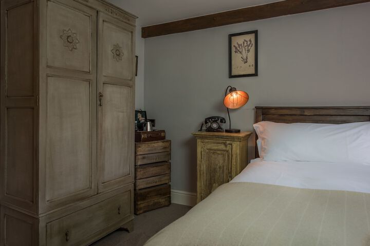 Room 3 of 50