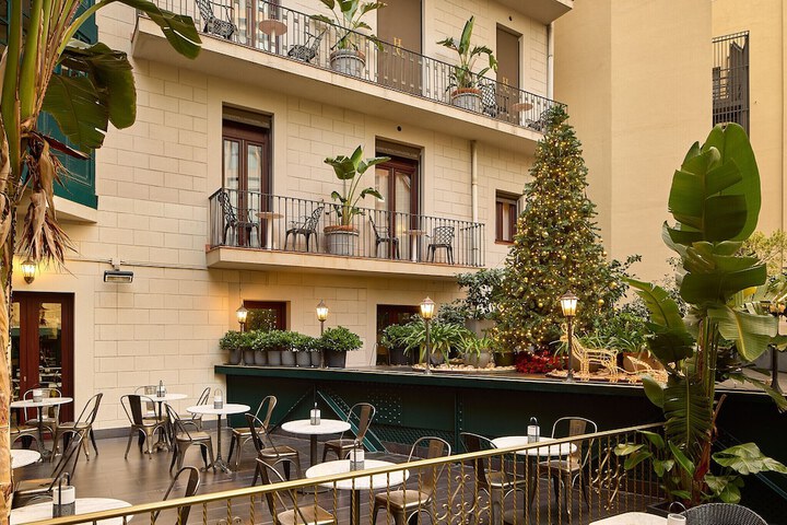 Terrace/Patio 23 of 65