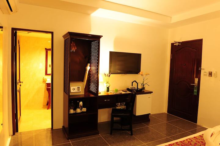 Room 6 of 29