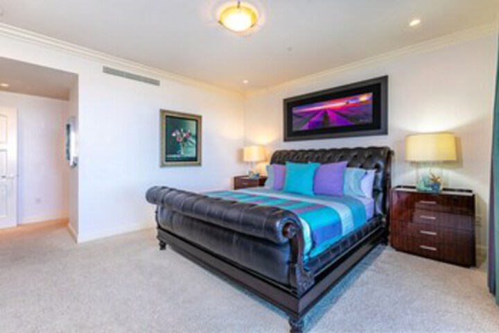 Room 262 of 278