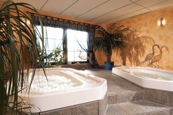 Pool 37 of 49