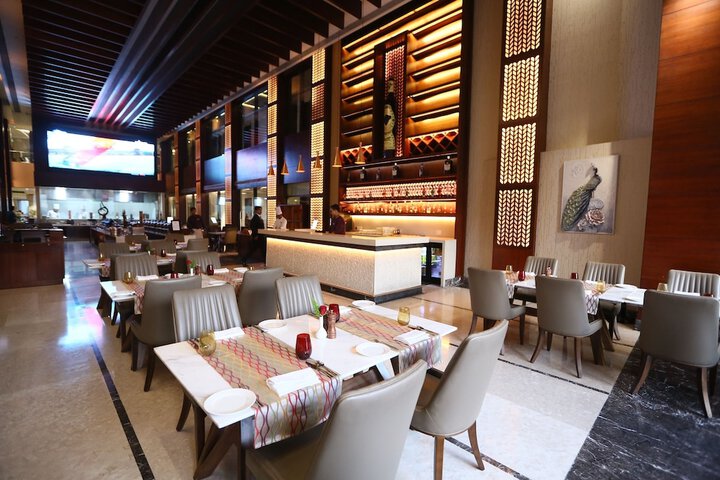 Dining 56 of 73