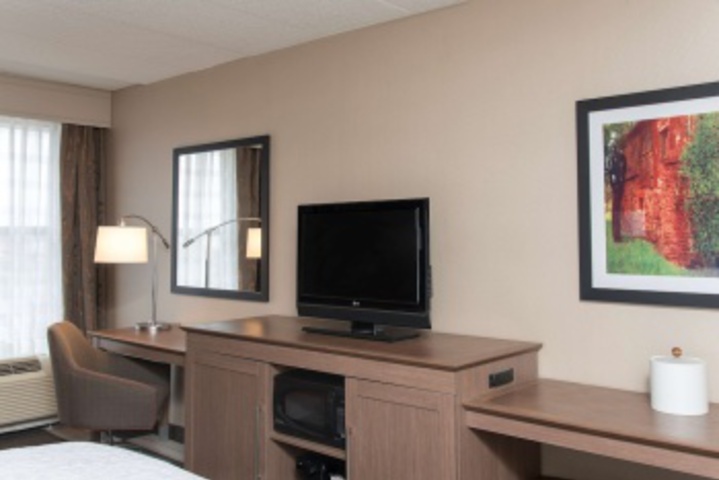 Room 177 of 372