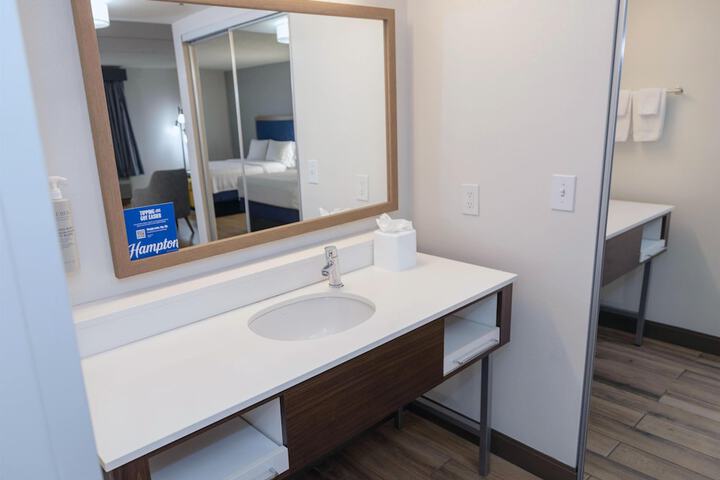 Room 31 of 54