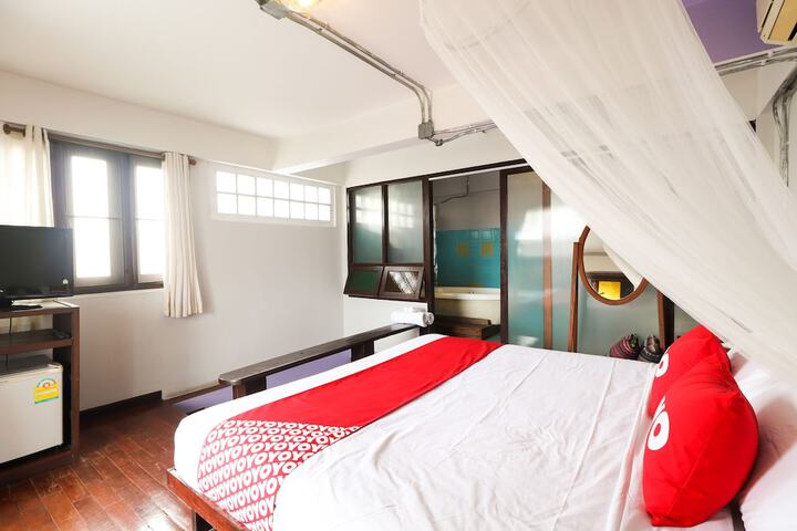 Room 19 of 37