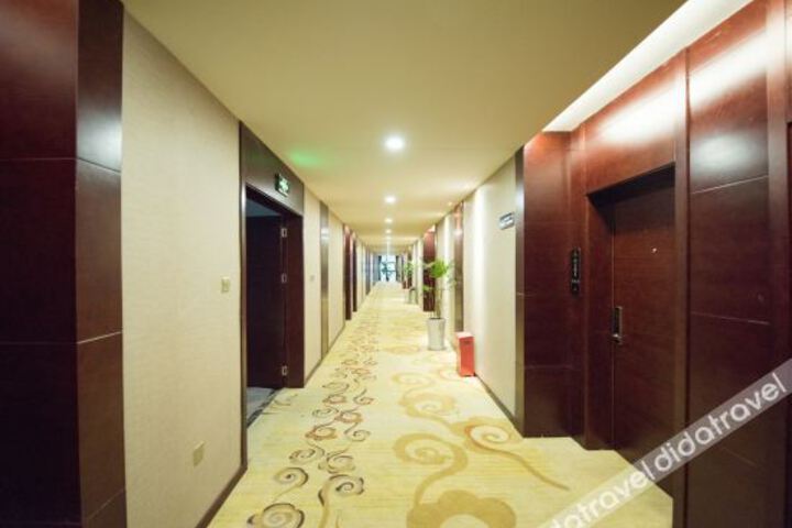 Hotel Interior 12 of 15