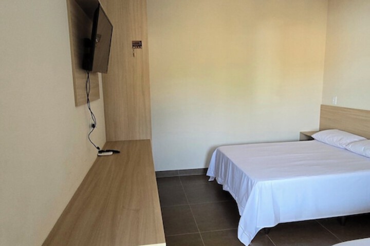 Room 19 of 91