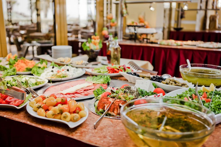 Dining 102 of 147