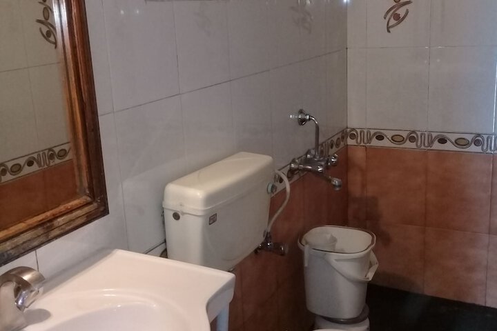 Room 18 of 22