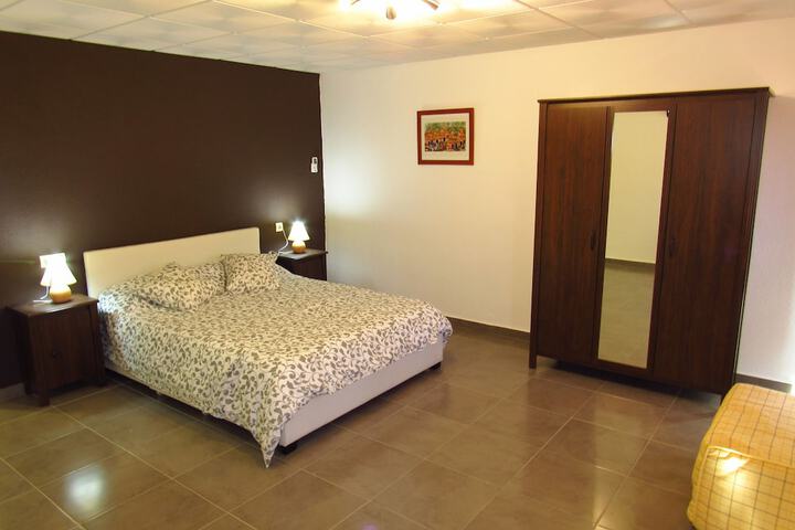 Room 38 of 41
