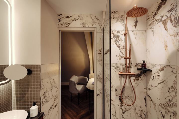 Bath Interior