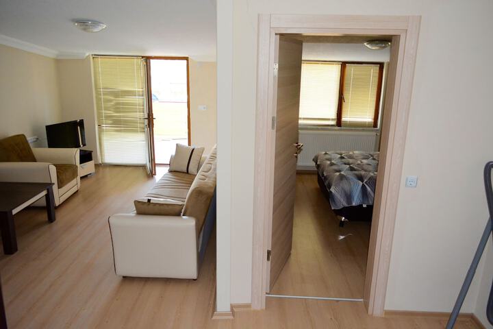 Room 6 of 20