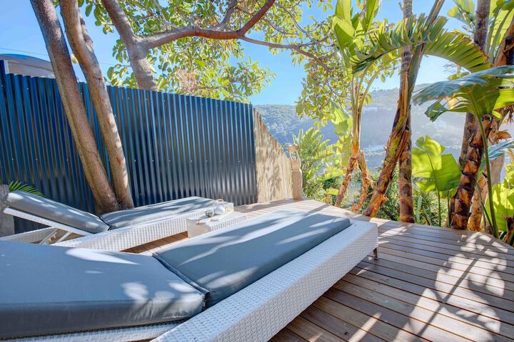Sundeck 62 of 72