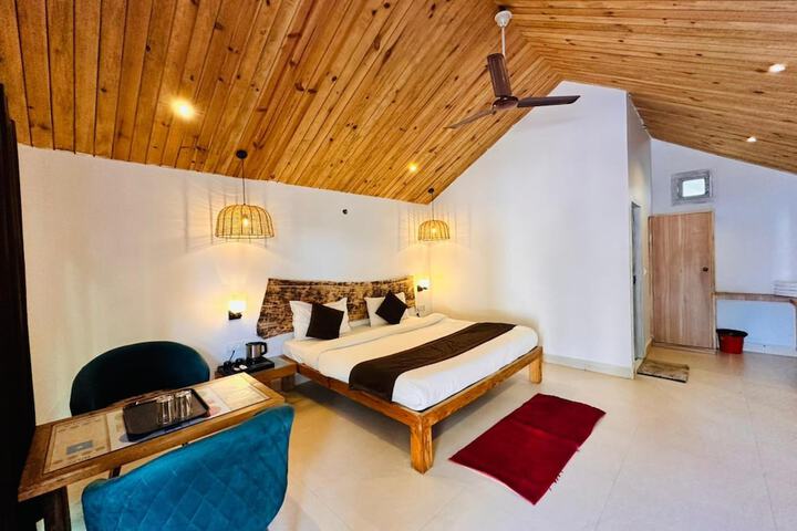 Room 8 of 26