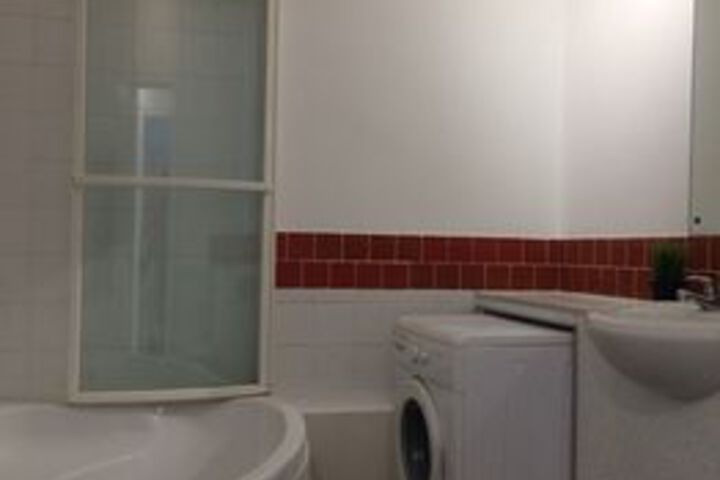 Room 2 of 20
