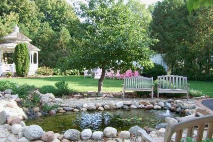 Hotel Exterior 98 of 100