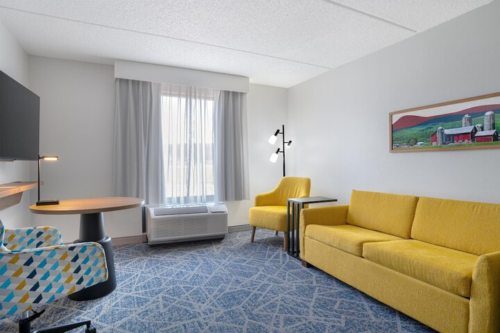Room 70 of 115