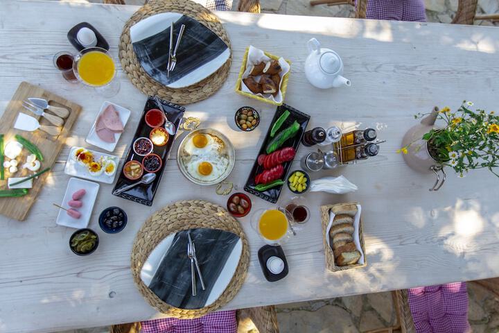 Breakfast/Coffee Service 47 of 85