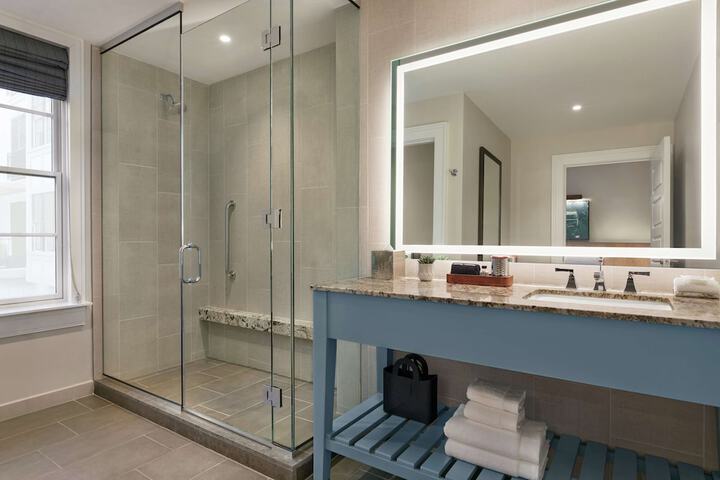 Bathroom shower
