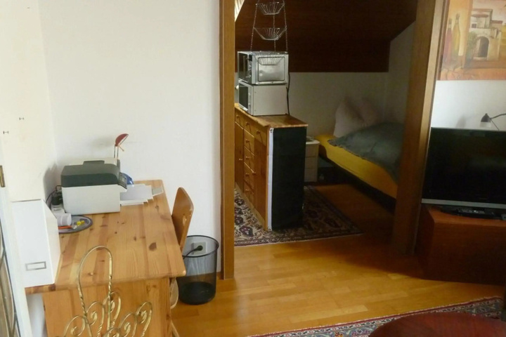 Room 3 of 12