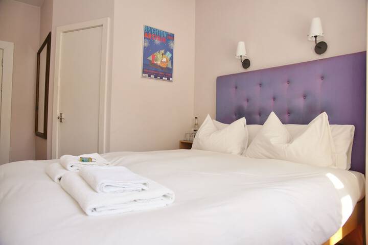 Room 7 of 58