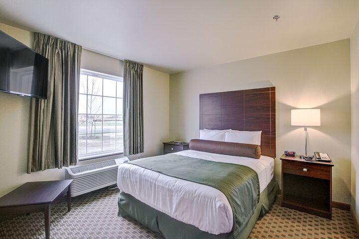 2 Queen Guest Room (11 of 19)