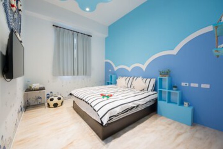 Room 15 of 19