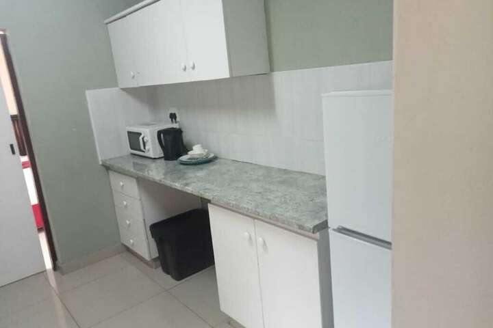 Room 4 of 28
