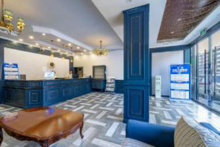 Yicheng Hotel (Yichang Three Gorges Tourist Center Branch)