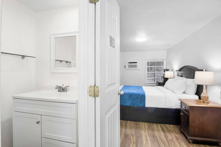 Room 34 of 88