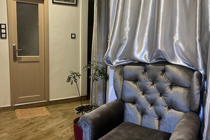 Room 18 of 30