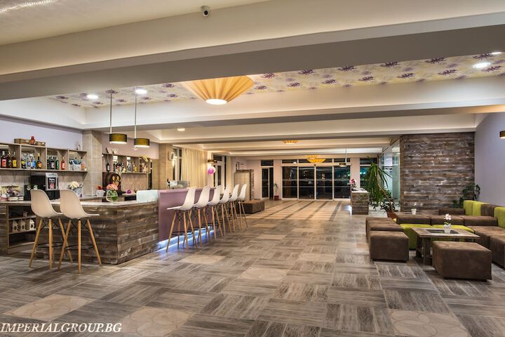 Hotel Interior 10 of 115