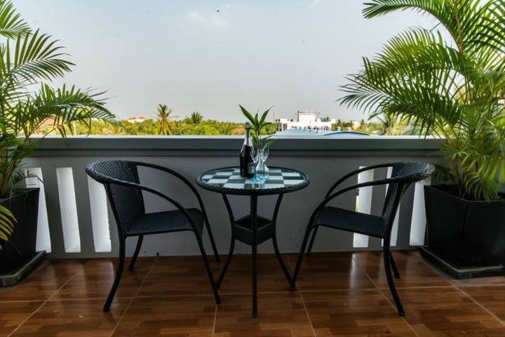 Terrace/Patio 7 of 14