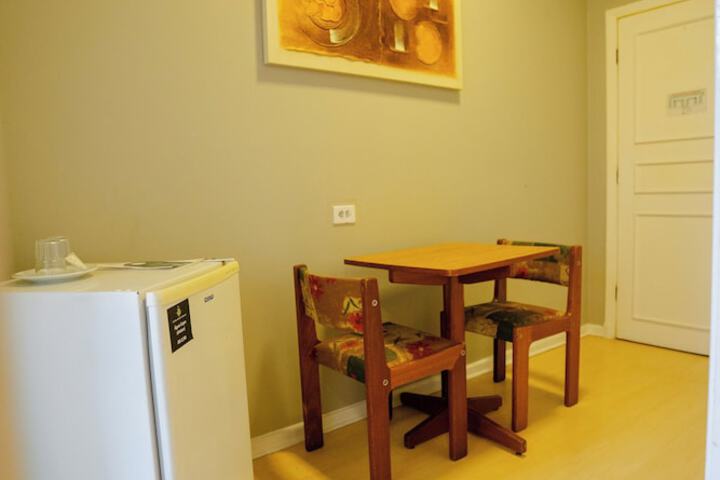 Room 38 of 175