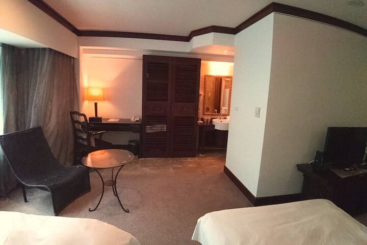Room 29 of 51