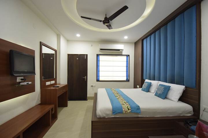 Room 5 of 23