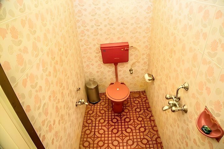 Room 30 of 44