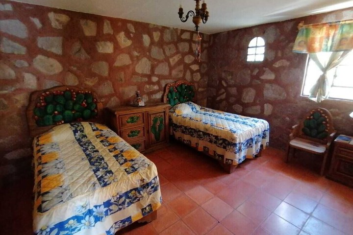 Room 14 of 45