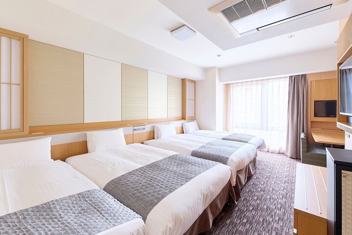 Room 15 of 61