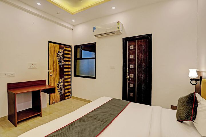 Room 5 of 29