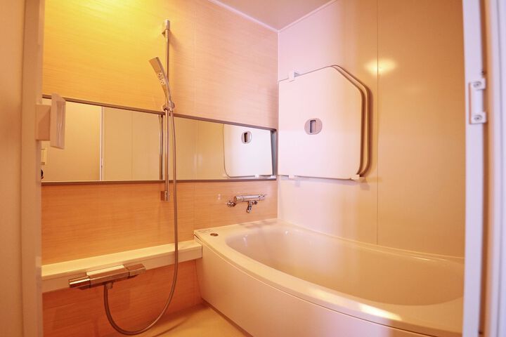 Room 8 of 21