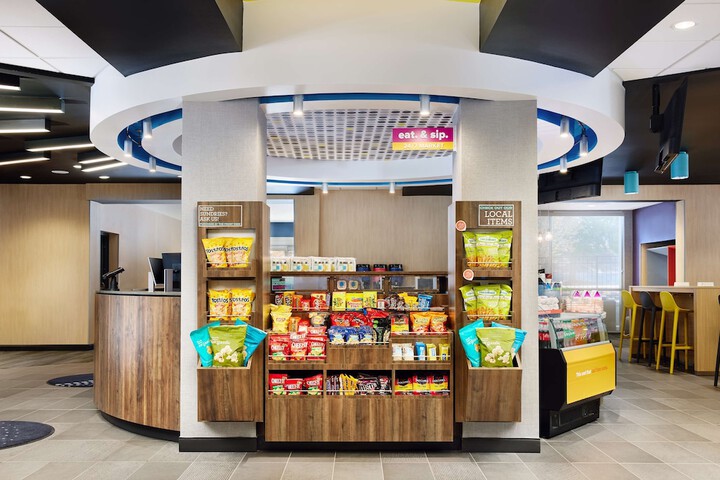 Snack bar