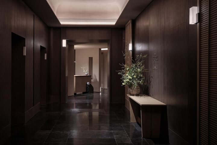 Hotel Interior 7 of 98