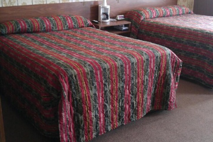 Room 2 of 12