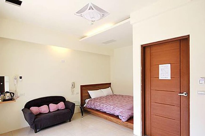 Room 14 of 40