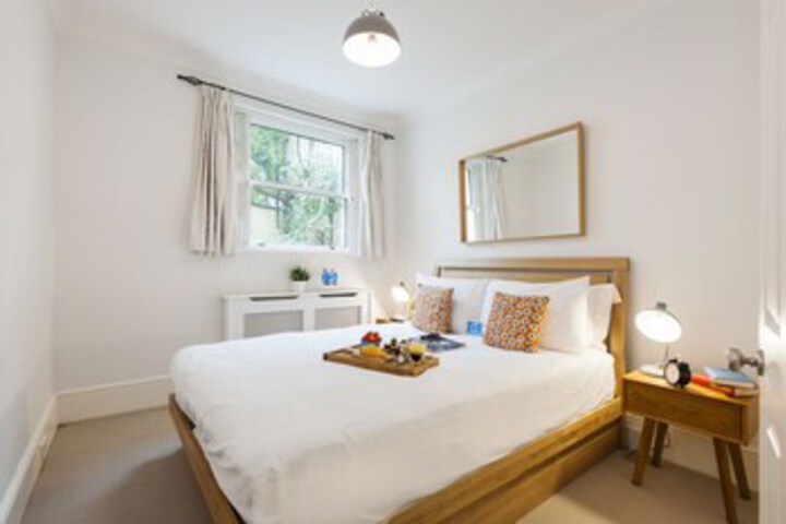 Room 18 of 22