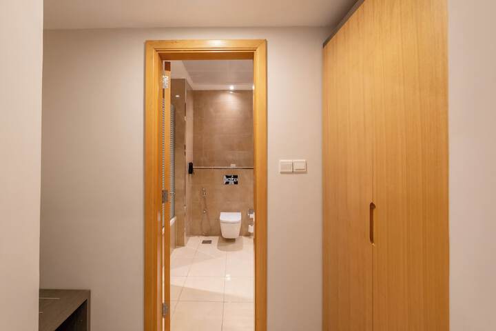 Room 31 of 46