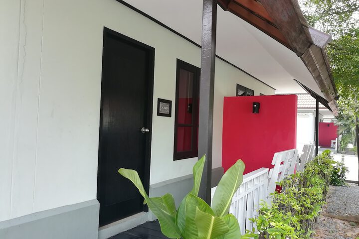 Hotel Exterior 53 of 82